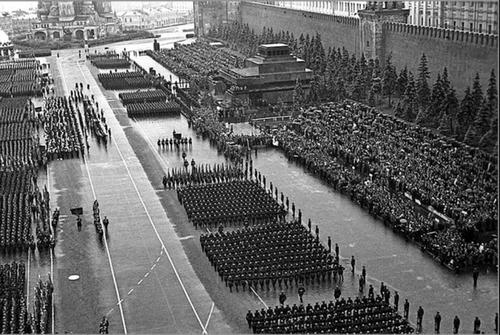 Парад Победы 9 мая 1945 года
