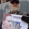 В Санкт-Петербурге участников пикета в поддержку Савченко женщины били сумочками