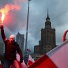 'Боже, сколько фашистов': Европа напугана огромным белым маршем (Участник марша по случаю Дня независимости Польши в Варшаве. 11 ноября 2017) Участник марша по сл…