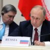 Почему США не было в Сочи? (Владимир Путин во время встречи с президентом Ирана Хасаном Рухани и президентом Турции Реджепом Тай…) Владимир Путин во вр…