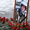 Россия решила возобновить самую смертоносную войну в Сирии (Портрет погибшего в Сирии летчика Романа Филипова | © РИА Новости, Евгений Епанчинцев) Портрет погибшего в …