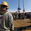 ОПЕК и Россия соблазняют сланцевиков США: мир ждет нефтяной суперкартель (Добыча сланцевой нефти в Колорадо, США) Добыча сланцевой неф…