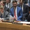 Неоконсерваторы хотят войну — под любым предлогом (Заместитель посла Великобритании в ООН Джонатан Аллен и американский посол при ООН Никки Хейли | © A…) Заместитель посла Ве…