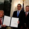 Новая тарифная политика США и интересы России (Новая тарифная политика США и интересы России. Пошлины на ввоз в США металлов в конечном итоге оплат…) Новая тарифная полит…