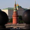 Конфисковать деньги Украины и подорвать доллар: Москва отвечает на санкции (Московский Кремль. Архивное фото) Московский Кремль. А…