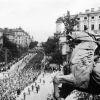 Нацистские оккупанты 1940-х и нынешние