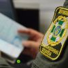 'Пограничники виновато улыбаются': как россиян не пускают на Украину (Пограничники виновато улыбаются: как россиян не пускают на Украину) Пограничники виноват…