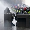 Экономика протестов во Франции как намёк для российской элиты