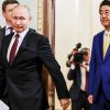 Что происходит в России с высшей властью? (На фото: президент РФ Владимир Путин и премьер-министр Японии Синдзо Абэ (слева направо на первом пл…) На фото: президент Р…