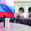 Натереть пятак — так блестит! (На фото: президент РФ Владимир Путин (в центре) во время выступления с ежегодным посланием к Федерал…) На фото: президент Р…