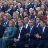 Социальные меры из послания Путина не остановили падение рейтинга