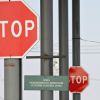 Jyllands-Posten: оставьте панику в отношениях с Россией! (Дорожные знаки на пункте пропуска Джанкой на границе России и Украины | © РИА Новости, Владислав Сергиенко) Дорожные знаки на пу…