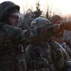 Украинский террор пришел на американскую землю (Бойцы батальона Азов на базе в городе Широкино, Украина | © AP Photo / Mstyslav Chernov) Бойцы батальона Азов…