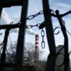 Россия выиграет в войне Греты Тунберг с Китаем (Труба угольной отопительной станции в Харбине, провинция Хэйлунцзян, Китай | © REUTERS / Jason Lee) Труба угольной отопи…