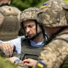 Киев размечтался взять Донбасс под 'муниципальную стражу' (На фото: президент Украины Владимир Зеленский (Фото: APUkraine/ twitter.com/Global Look Press)) На фото: президент У…