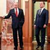 Нелюбимый народом Дмитрий Медведев заслуживает уважение