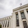 Foreign Affairs (США): сумерки финансовой империи Америки (Главное здание ФРС США в Вашингтоне | © AP Photo, Andrew Harnik) Главное здание ФРС С…