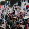 'Пятнадцать человек на сундук мертвеца', или Кто хочет возглавить Южную Корею?