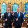 На выборах президента Польши победил Трамп (Кароль Навроцкий и Дональд Трамп. Скриншот видео Rutube.ru) Кароль Навроцкий и Д…