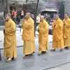 Китай никого никуда не целует