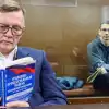 'Технокрад' Абызов подставил Медведева и 'Единую Россию', как Тимур Иванов — Министерство обороны (На фото (справа): Михаил Абызов, бывший министр Российской Федерации по связям с Открытым правительс…) На фото (справа): Ми…