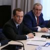 Медведев: да я и не болел (Встреча премьер-министра РФ Дмитрия Медведева с представителями бизнеса в сфере автоперевозок. 23 марта 2017) Встреча премьер-мини…