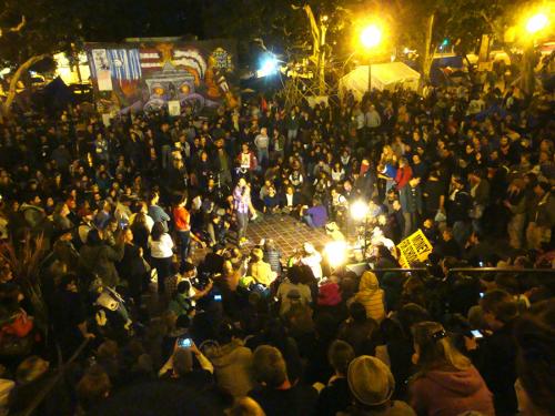 Франк Лунц, известный американский политик, – «Они оказывают влияние на то, что американский народ думает о капитализме» Франк Лунц, известный ...