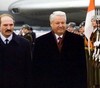 А вы знаете, что преемником Ельцина должен был стать Лукашенко?