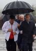 Путин познакомился с кошкой Муркой из Хакасии