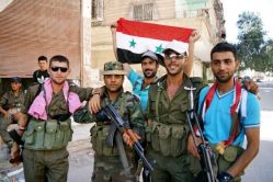 Сирия Именно эти ребята выбивали бандитов из района Тадамун7 Сирия Именно эти реб…