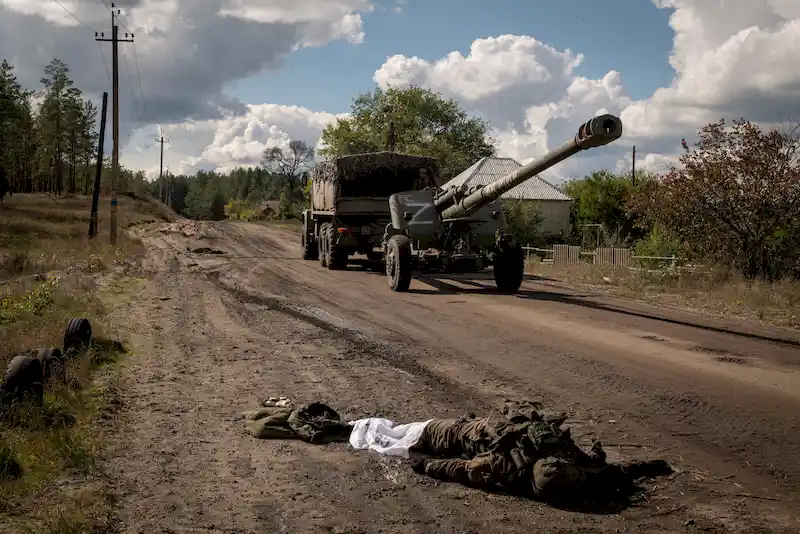 Российские войска рухнули в долине реки Оскил, бросив свое снаряжение во время бегства