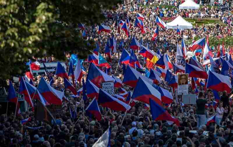 В Чехии стали меньше есть и больше протестовать
