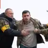 Это не конец, это катастрофа: в Киеве объяснили, почему Армия Украины скоро исчезнет (Фото : Украина.ру / Современные полицаи: как ТЦК превратили мобилизацию на Украине в систему страха и денег) Фото : Украина.ру / …