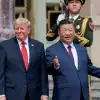 'Согбенный Трамп' и хитрый Китай с 'бетонной рукой': искусство затяжной войны (REUTERS / Evan Vucci) REUTERS / Evan Vucci