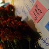 Когда лучше молчать. Реакция социальных сетей на теракт в Петербурге (Люди приносят цветы и свечи к вестибюлю станции метро Площадь Тукая в Казани в память о жертвах тера…) Люди приносят цветы …