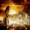 Экономика Украины и война: восток страны теряет заводы, Винница – коров (AP / Kateryna Klochko) AP / Kateryna Klochko