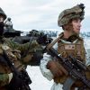 Морпехи США испугались зимней погоды (Американские морские пехотинцы во время учений Cold Response 2016 на военной базе Вернес в Норвегии …) Американские морские…