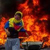В Венесуэле разгорается гражданская война. США готовятся к интервенции?