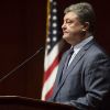 Украинское правительство не может сплотить украинцев (Президент Украины Петр Порошенко во время выступления на форуме Борьба Украины за свободу продолжает…) Президент Украины Пе…