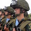 'Запад-2017' не зря испугал Запад. Ведь Россия больше не добрая (Военнослужащие во время совместных стратегических учений вооруженных сил Республики Белоруссия и Рос…) Военнослужащие во вр…