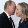 Трамп ликует: из ФБР 'слили', что Клинтон тоже работала на Путина (Президент России Владимир Путин и экс-госсекретарь США Хиллари Клинтон во Владивостоке, 2012 год) Президент России Вла…