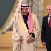 Россия и Саудовская Аравия могут вместе 'убить' нефтедоллар (Президент РФ Владимир Путин и король Саудовской Аравии Сальман Бен Абдель Азиз Аль Сауд во время вст…) Президент РФ Владими…