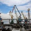 Николаевский порт работает, но доходы идут мимо кассы