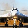 Сирия: Россия пугает США 'Белым лебедем' и наращивает мощь (На фото: бомбардировщик Ту-160 Белый лебедь (Фото: Дмитрий Рогулин/ТАСС)) На фото: бомбардиров…