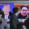 США рассматривают 'ливийский сценарий' в отношении КНДР (Президент США Дональд Трамп и лидер Северной Кореи Ким Чен Ын на экране телевизора в Сеуле | © AP Ph…) Президент США Дональ…