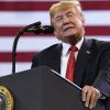 Дональд Трамп попал под мотоцикл. Что грозит Harley-Davidson (Президент США Дональд Трамп. Архивное фото) Президент США Дональ…