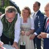Запад зол на 'троллинг' Владимира Путина (Президент РФ В. Путин посетил Австрию) Президент РФ В. Пути…