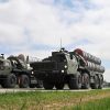 Al Jazeera: Почему все хотят купить российские комплексы С-400? (Зенитные ракетные комплексы C-400 во время тренировки парада Победы на военном аэродроме в Ростове-н…) Зенитные ракетные ко…