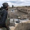 Некуда бежать. Что осталось в Сирии от ИГИЛ (Боец Сирийских демократических сил (СДС) в деревне Багуз, Сирия | © AFP 2019 / Fadel Senna) Боец Сирийских демок…