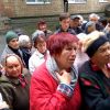 Голодомор на Украине: пенсионеры в Киеве давятся в очереди за бесплатной похлебкой